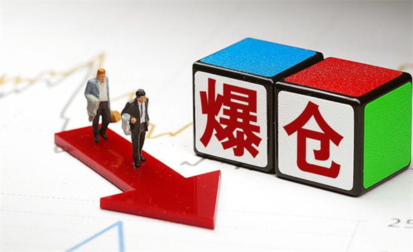 工行庐江四牌楼支行驱车三十公里送服务情暖农民工
